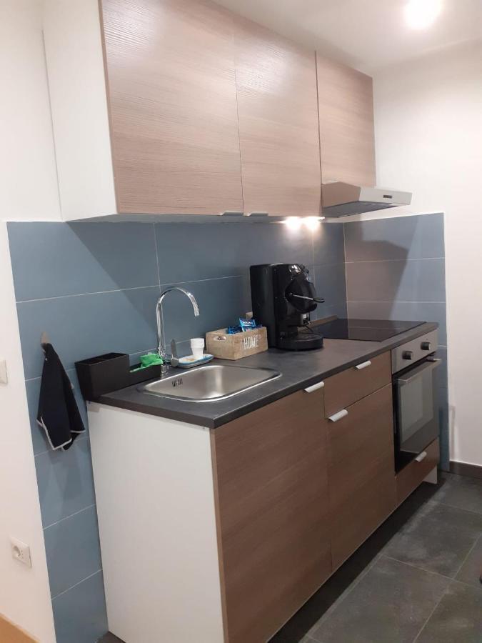 New Little House Hotel Napoli Bagian luar foto